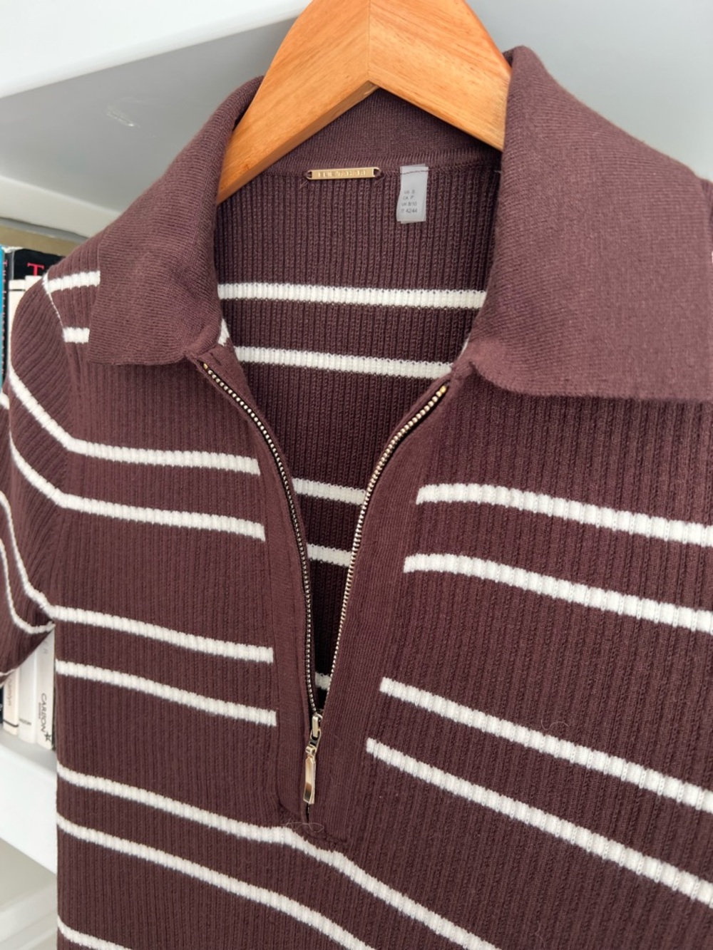 Elie Tahari Brown and White Ribbed Half-Zip Polo Sweater